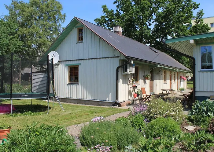 Posti Semesterbostad *